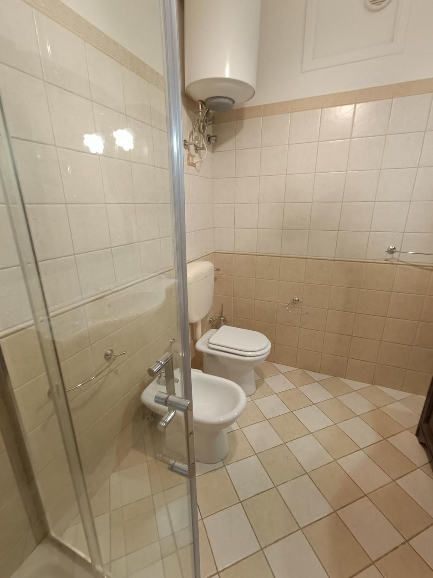 Xenion Guest House ヴィッラ・サン・ジョヴァンニ エクステリア 写真